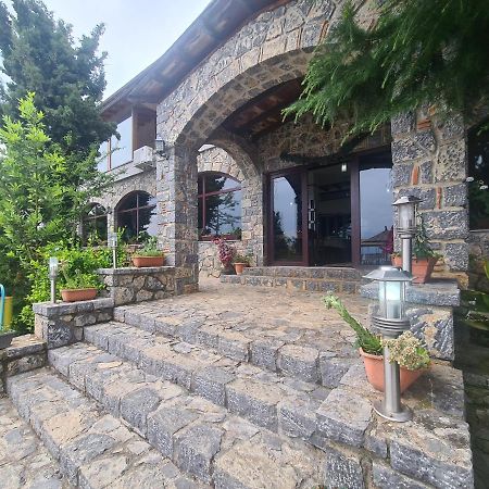 Lini Hotel Kukesi מראה חיצוני תמונה
